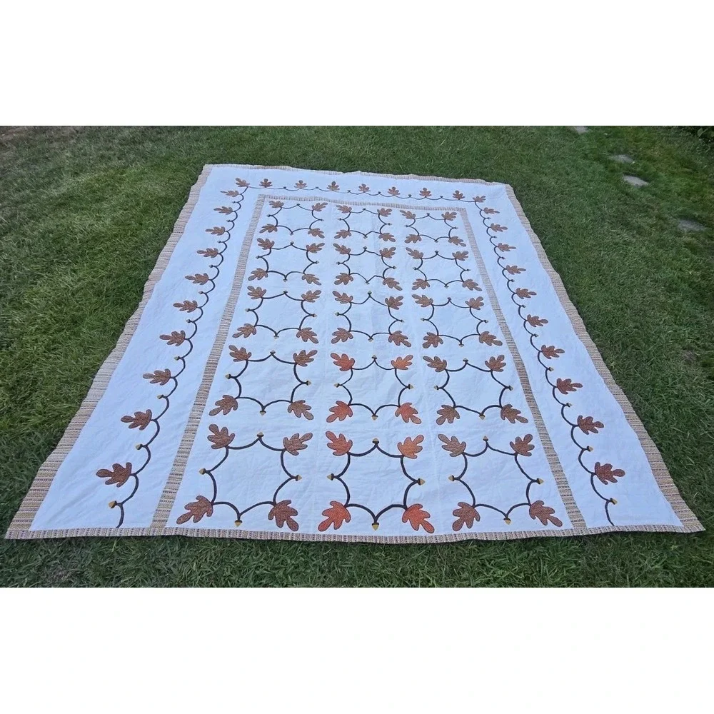 Vintage Handmade Oak Leaf Acorn Quilt White Brown Rust Cotton Bedspread 96x80